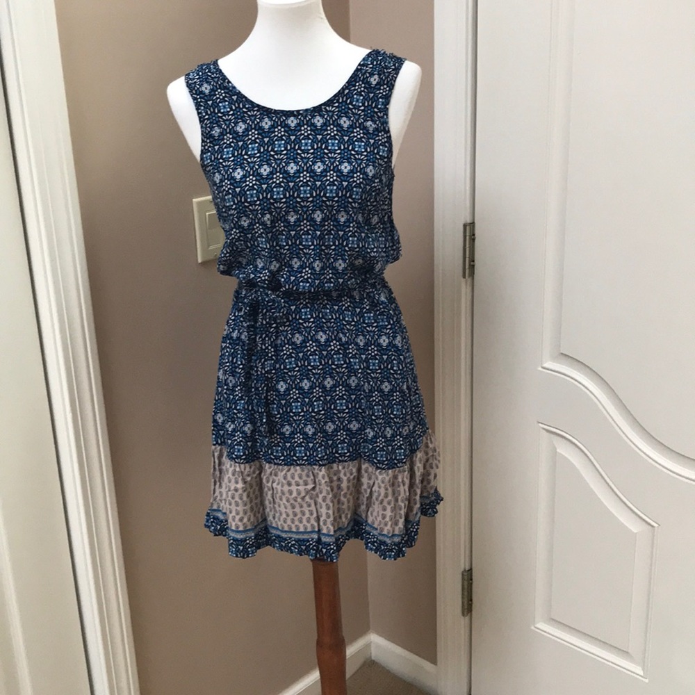 Francesca’s blue sundress.